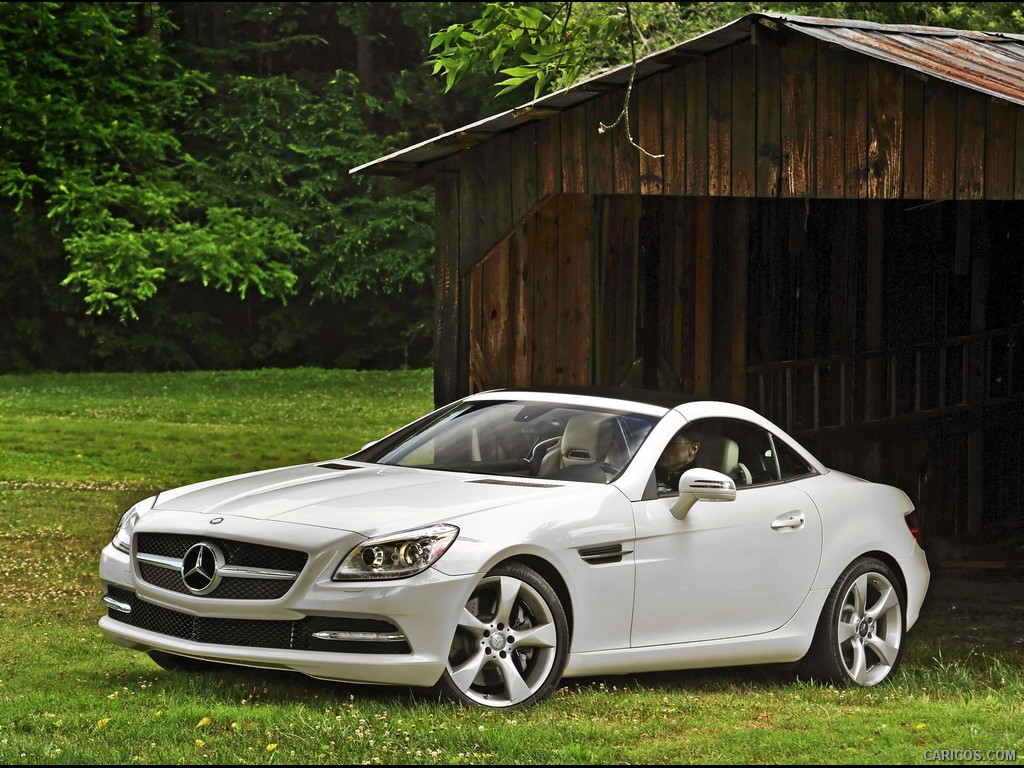 Mercedes-Benz SLK350 (2012)  - Front 