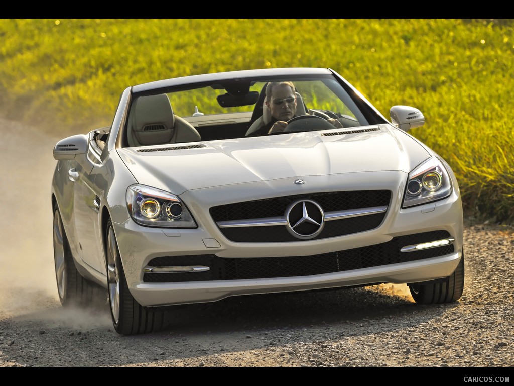 Mercedes-Benz SLK350 (2012)  - Front 