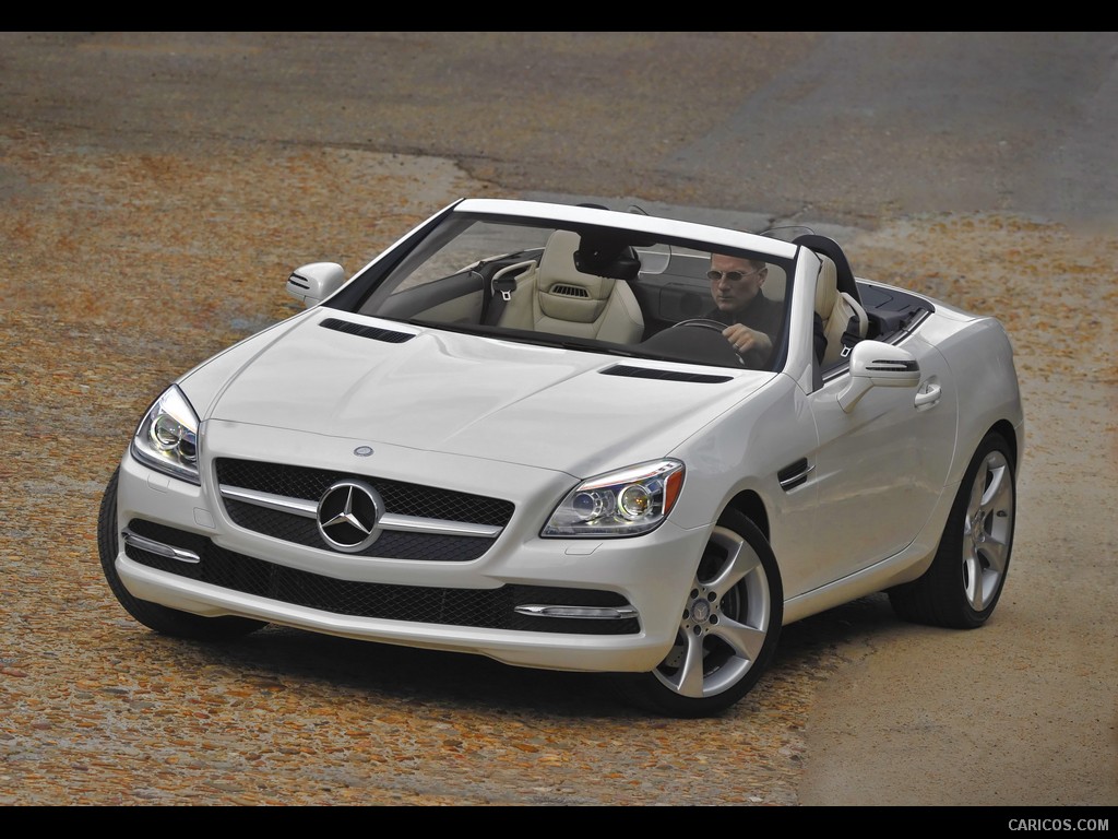 Mercedes-Benz SLK350 (2012)  - Front 