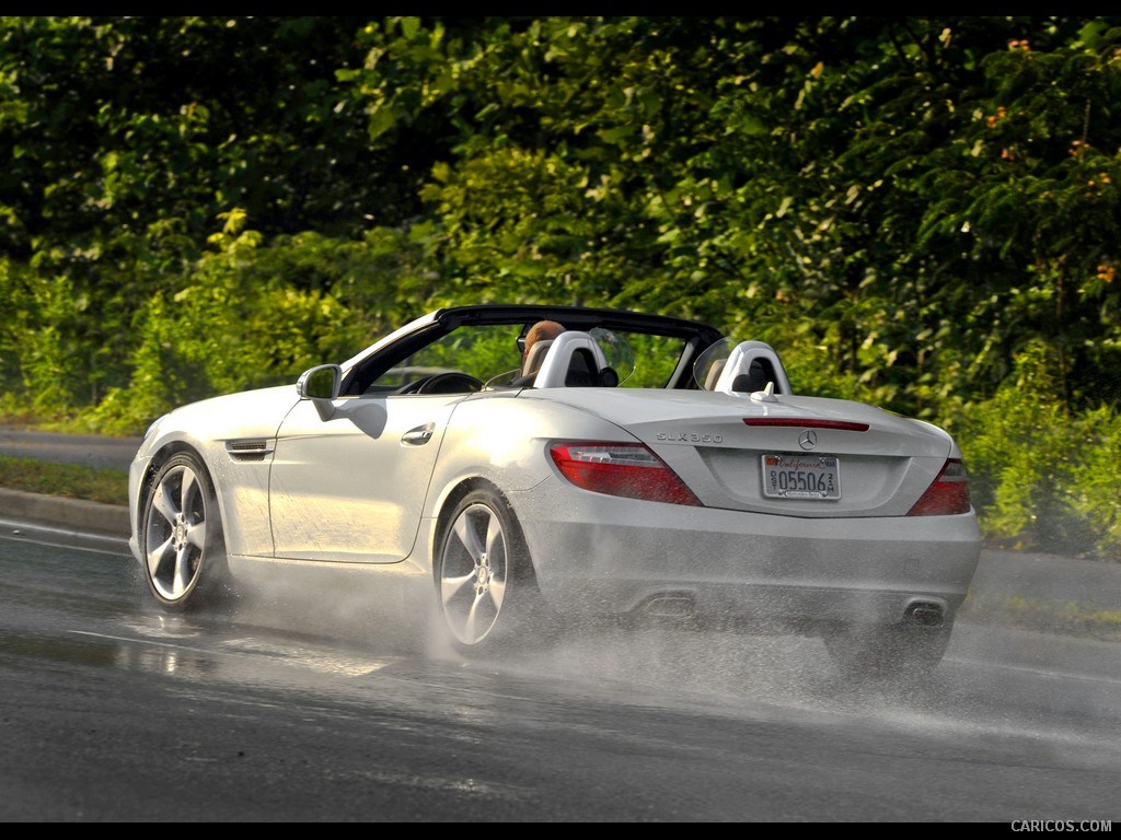 Mercedes-Benz SLK350 (2012)  - Rear 