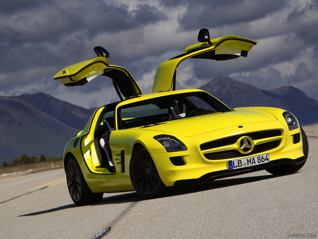 Mercedes-Benz SLS AMG E-CELL Concept  - Front