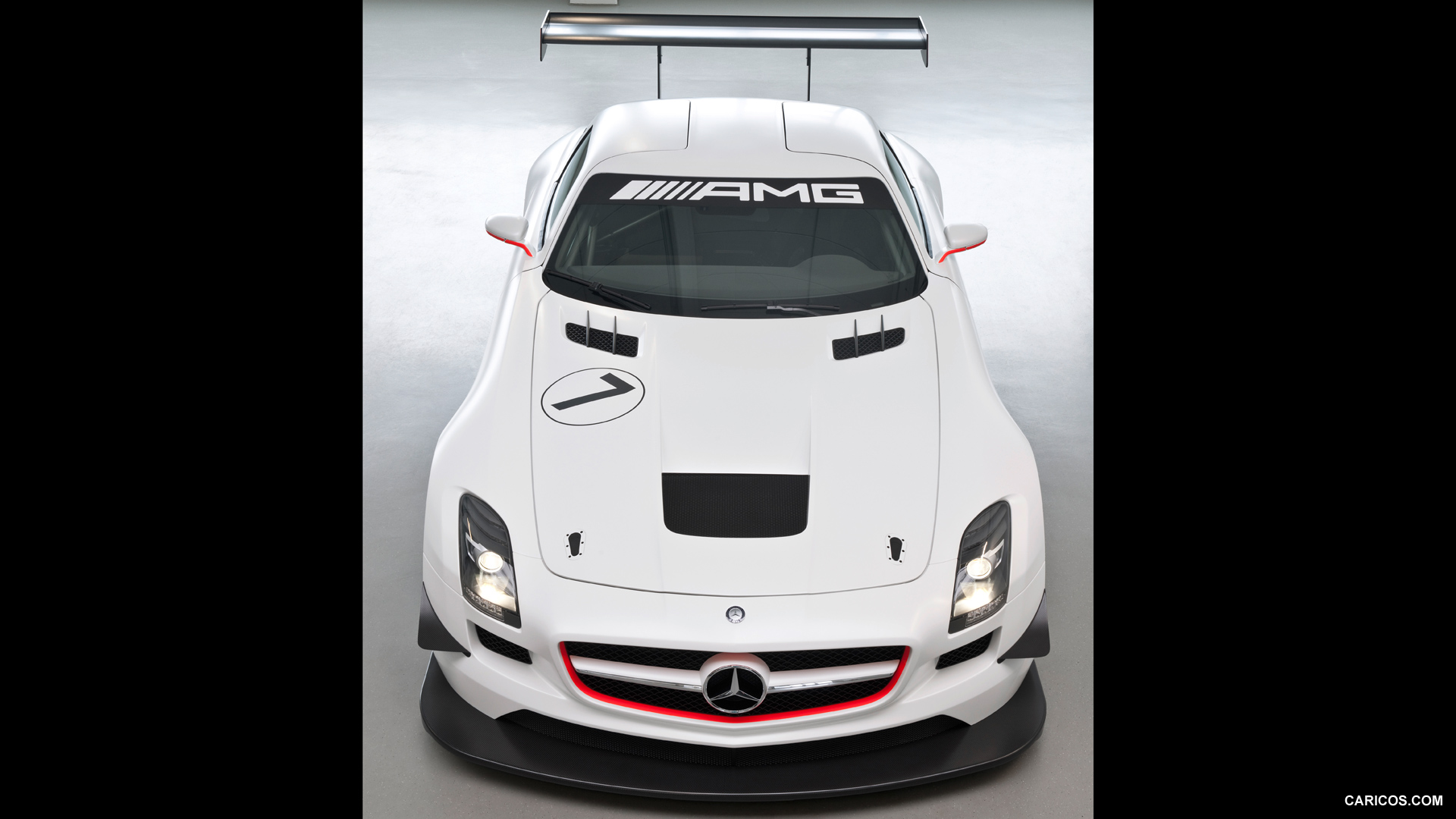 Mercedes-Benz SLS AMG GT3  - Front Angle View Photo, #16 of 30