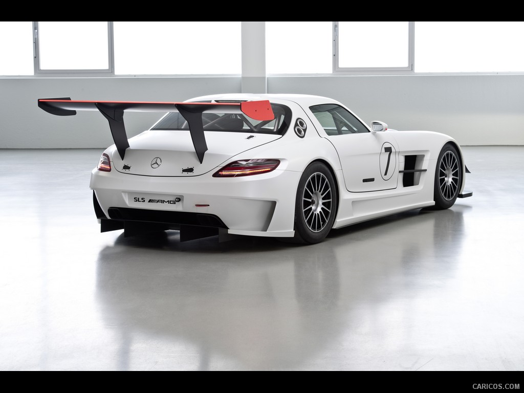 Mercedes-Benz SLS AMG GT3  - Rear Right Quarter View Photo