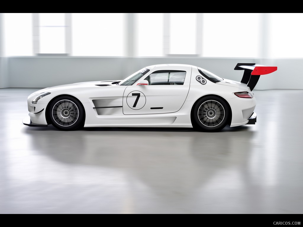 Mercedes-Benz SLS AMG GT3  - Side View Photo