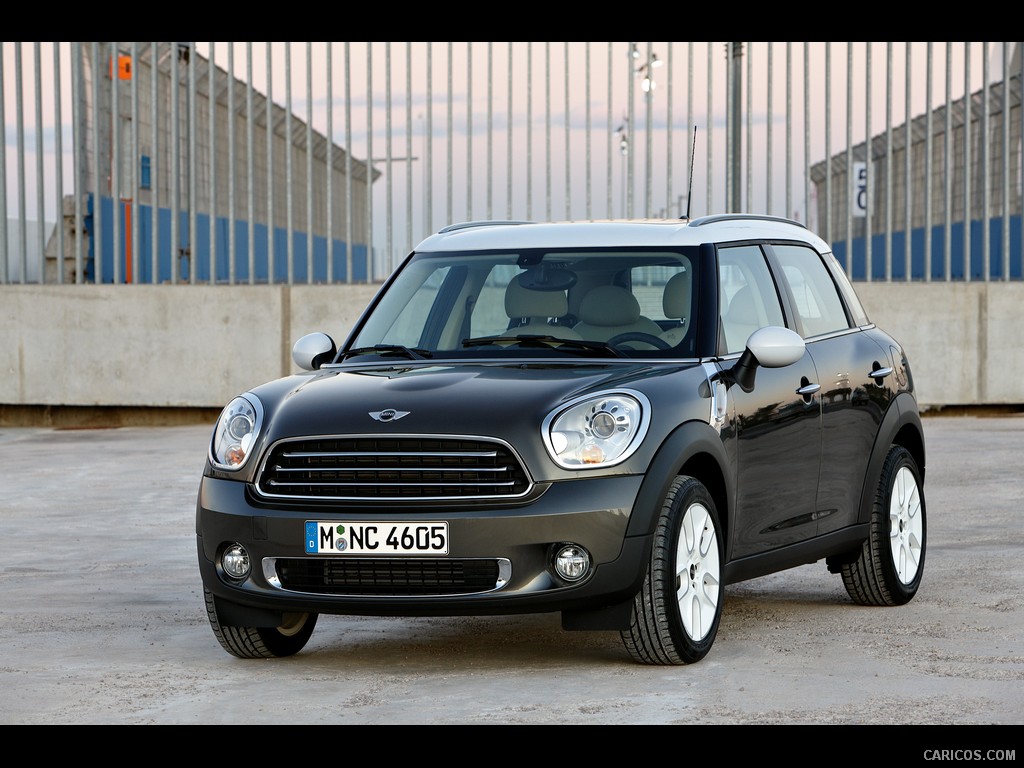 Mini Countryman (2011)  - Front Left Quarter 