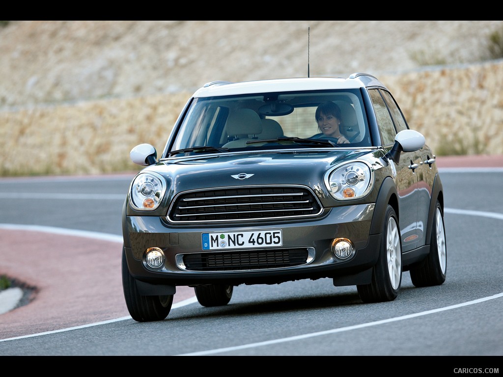 Mini Countryman (2011)  - Front Left Quarter 