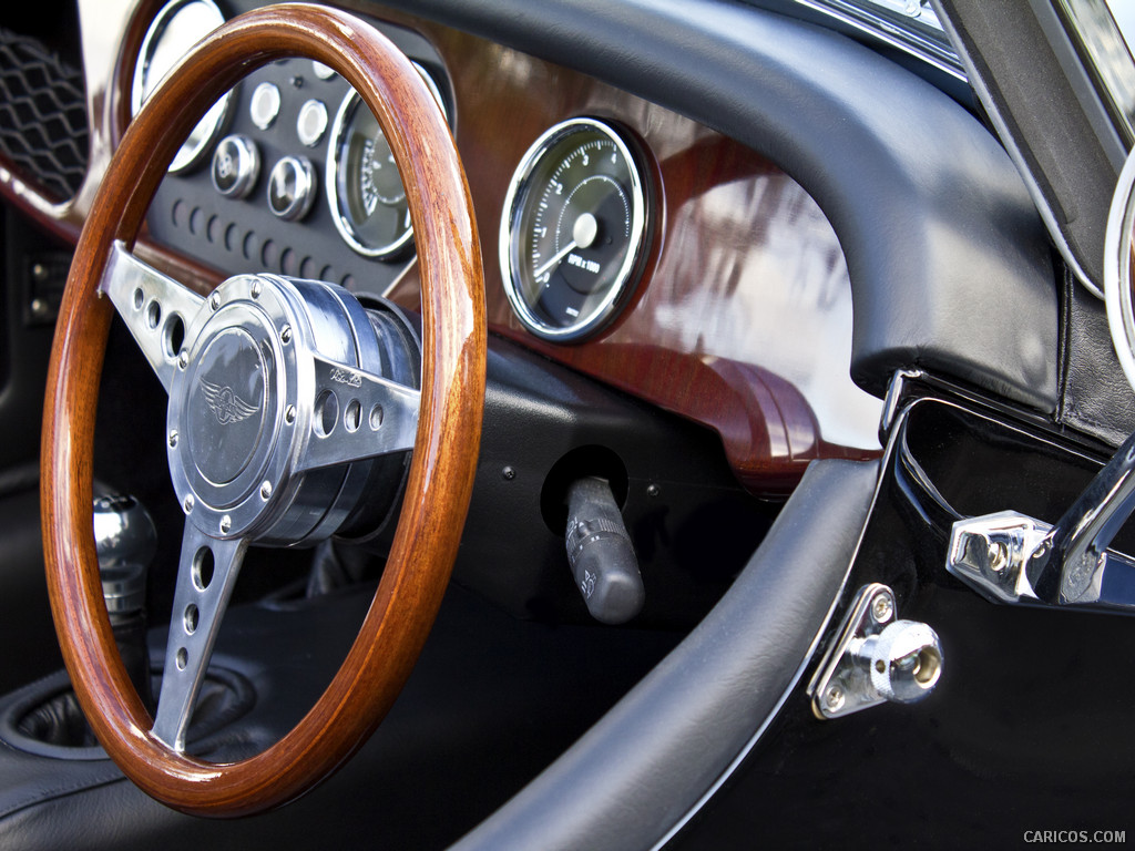 Morgan 4/4 75th Anniversary Edition  - Interior